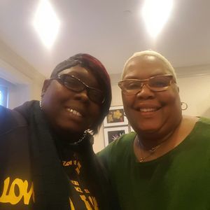 Meet your Posher, Jenai